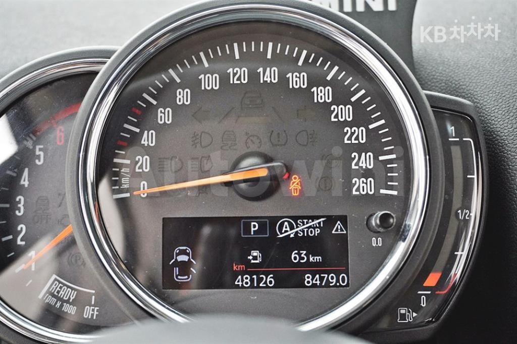 WMWYU1107J3D19424 2018 MINI COOPER COUNTRYMAN D ALL4 2.0 BASIC-4