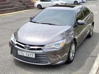 2015 TOYOTA CAMRY XLE - 5