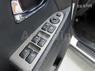 2014 KIA  SPORTAGE R DIESEL 2WD TRENDY - 9