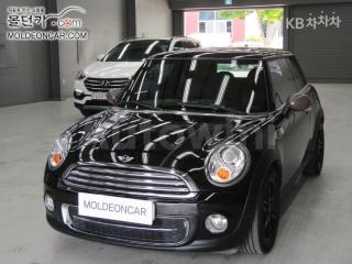WMWSW510XCT470992 2012 MINI COOPER D 2.0 베이커스트리트-0