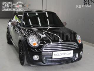 WMWSW510XCT470992 2012 MINI COOPER D 2.0 베이커스트리트-1