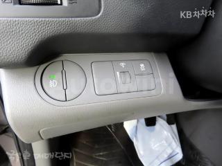2017 HYUNDAI GRAND STAREX H-1 3 SEATS VAN SMART - 11