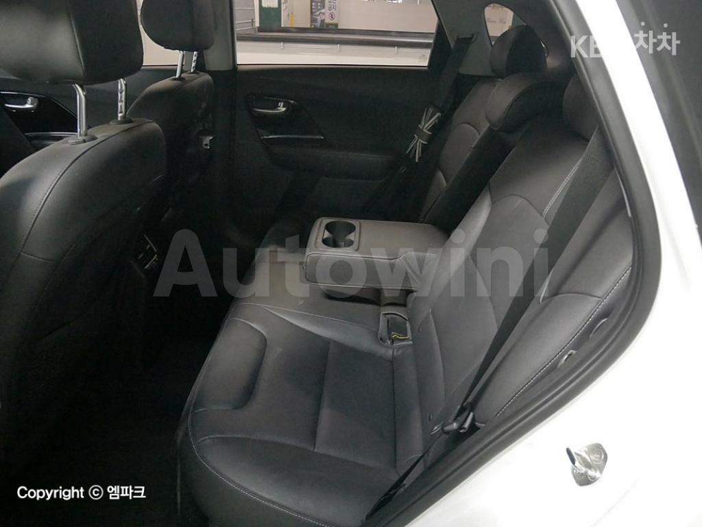 2018 KIA  NIRO 1.6 HEV PRESTIGE - 11