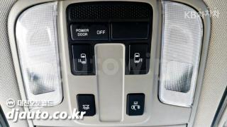 2019 KIA  CARNIVAL SEDONA 11 SEATS 2.2 DIESEL PRESTIGE - 10