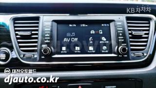 2019 KIA  CARNIVAL SEDONA 11 SEATS 2.2 DIESEL PRESTIGE - 13