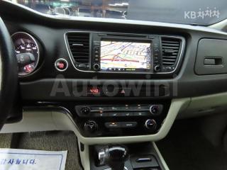 2015 KIA  CARNIVAL SEDONA 11 SEATS 2.2 DIESEL LUXURY - 11