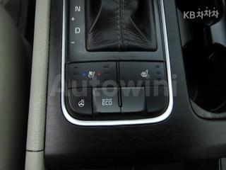 2015 KIA  CARNIVAL SEDONA 11 SEATS 2.2 DIESEL LUXURY - 14