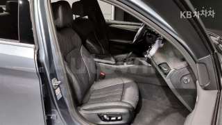 2019 BMW  5SERIES G30  520D M SPORT PLUS - 11