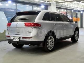2LMDJ8JKXDBL46607 2013 LINCOLN MKX 3.7 AWD-3