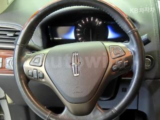 2013 LINCOLN MKX 3.7 AWD - 8