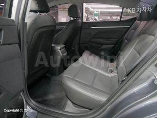 2020 HYUNDAI  AVANTE ELANTRA 1.6 GDI SMART BASIC - 11