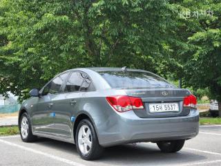 2010 GM DAEWOO (CHEVROLET) LACETTI PREMIERE 1.6 SE 일반형(08~09) - 19