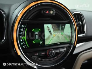 2018 MINI COOPER COUNTRYMAN D ALL4 2.0 HIGH TRIM - 15