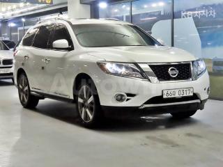 5N1AR2MM9GC617694 2016 NISSAN PATHFINDER 3.5 4WD SE-0