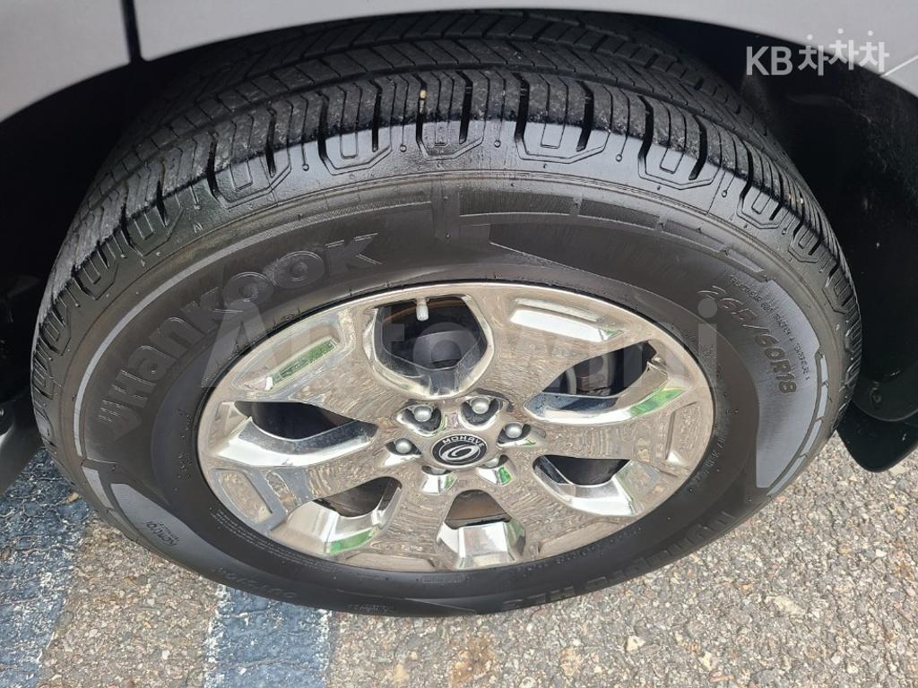 2018 KIA  MOHAVE BORREGO 4WD PRESIDENT 7 SEATS - 17