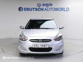 2015 HYUNDAI ACCENT  WIT 1.6 VGT MORDERN - 3