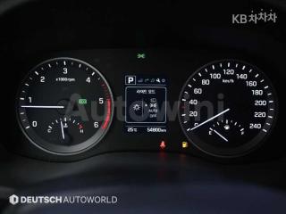 2017 HYUNDAI  TUCSON DIESEL(E-VGT R)2.0 2WD MORDERN - 8