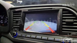 2016 HYUNDAI AVANTE AD ELANTRA 1.6 GDI STYLE - 16