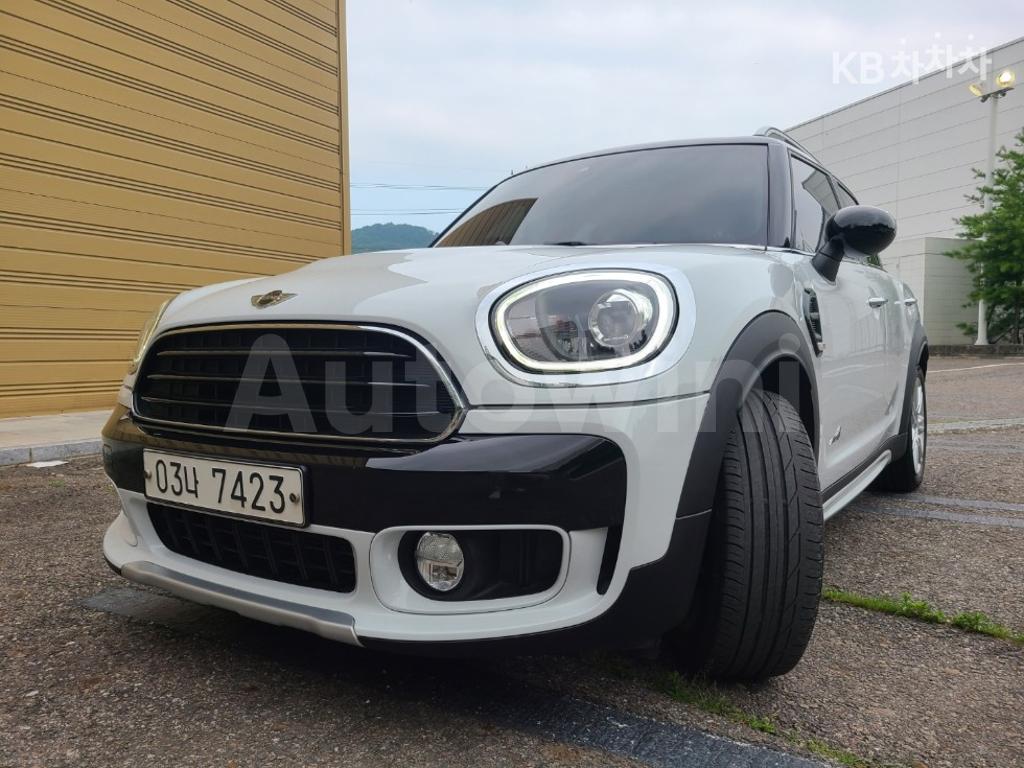 2017 MINI COOPER COUNTRYMAN 2.0 COOPER D ALL4 HIGHTRIM - 18