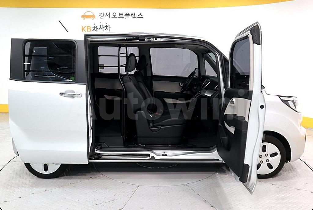 2019 KIA  RAY VAN 1.0 GASOLINE VAN 2 SEATS ADVANCED - 7