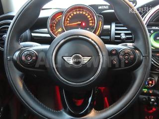 2018 MINI COOPER 5DOORS 1.5 HIGH트림 - 17