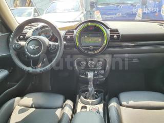 WMWLR9100H2E67134 2017 MINI COOPER CLUBMAN D 2.0 일반형(09~)-5