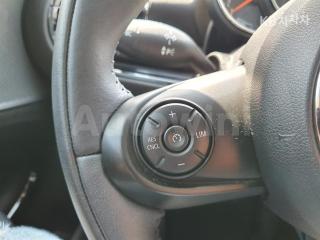 2017 MINI COOPER CLUBMAN D 2.0 일반형(09~) - 16