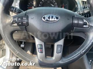 2014 KIA  SPORTAGE R DIESEL 2WD TRENDY - 10