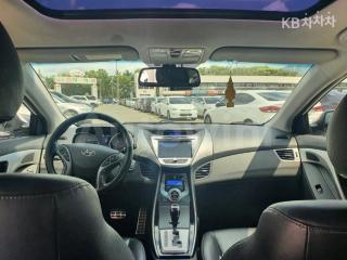 2013 HYUNDAI AVANTE MD ELANTRA M16 GDI PREMIUM - 11