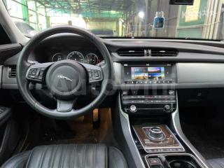 2017 JAGUAR XF 2.0D PORTFOLIO AWD - 7