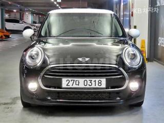 WMWXN310XG3B43899 2016 MINI COOPER D 2.0 BASIC-1