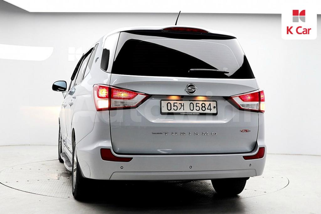 2016 SSANGYONG KORANDO TURISMO 4WD TX 9 SEATS - 3