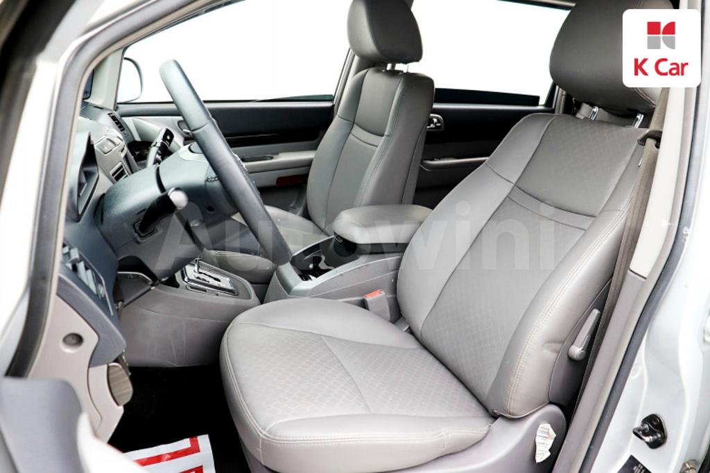 2016 SSANGYONG KORANDO TURISMO 4WD TX 9 SEATS - 13