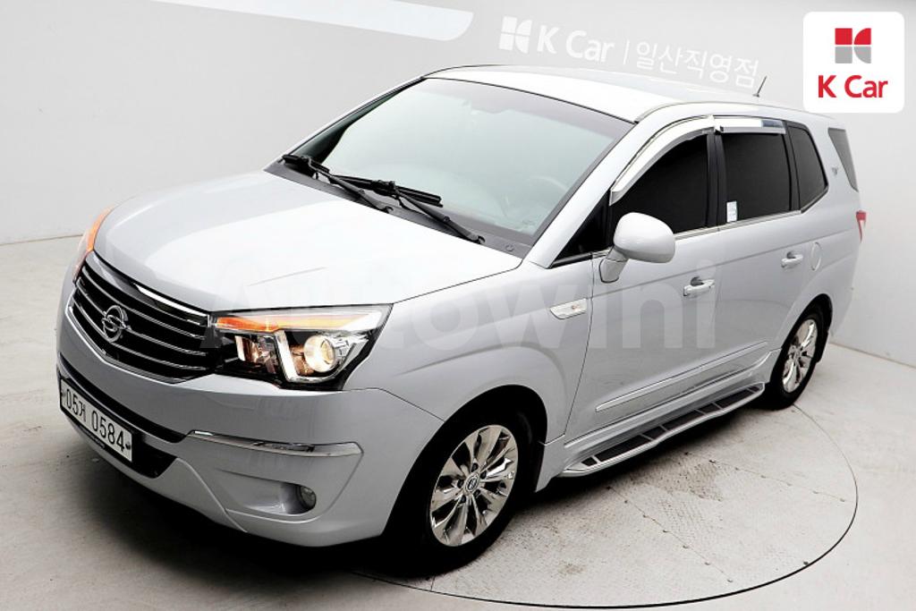 2016 SSANGYONG KORANDO TURISMO 4WD TX 9 SEATS - 19