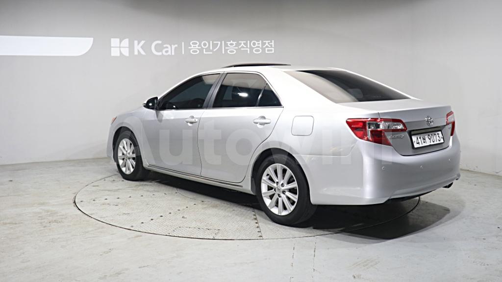 2012 TOYOTA  CAMRY 2.5 XLE - 7