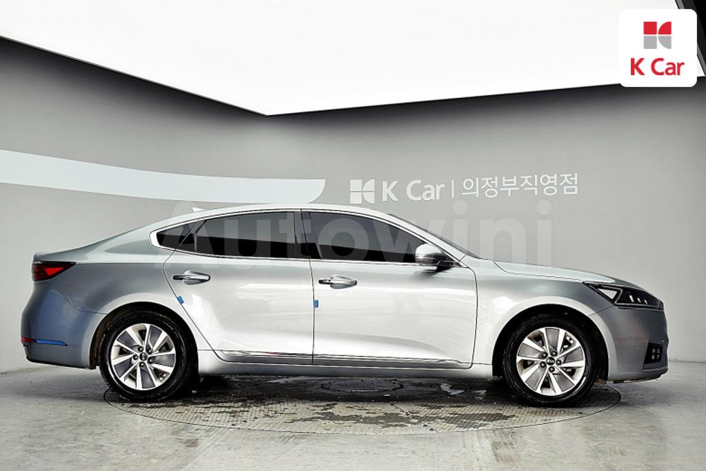 KNALB41GBHA002134 2017 KIA  K7 HYBRID CADENZA NOBLESSE-5