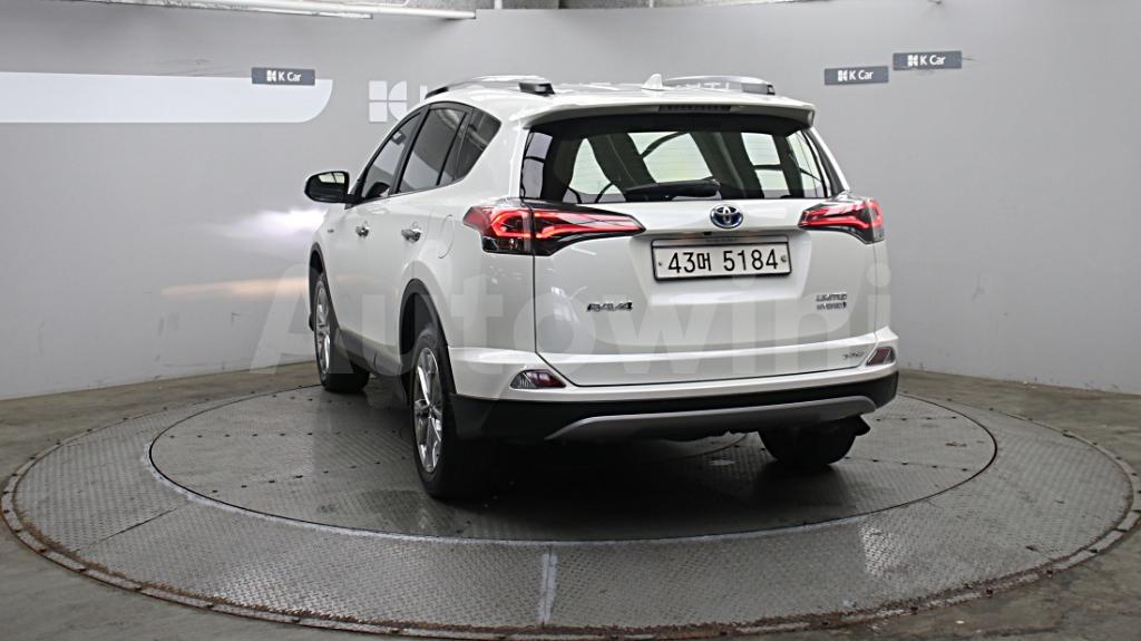 2017 TOYOTA RAV4 2.5 4WD HYBRID - 8