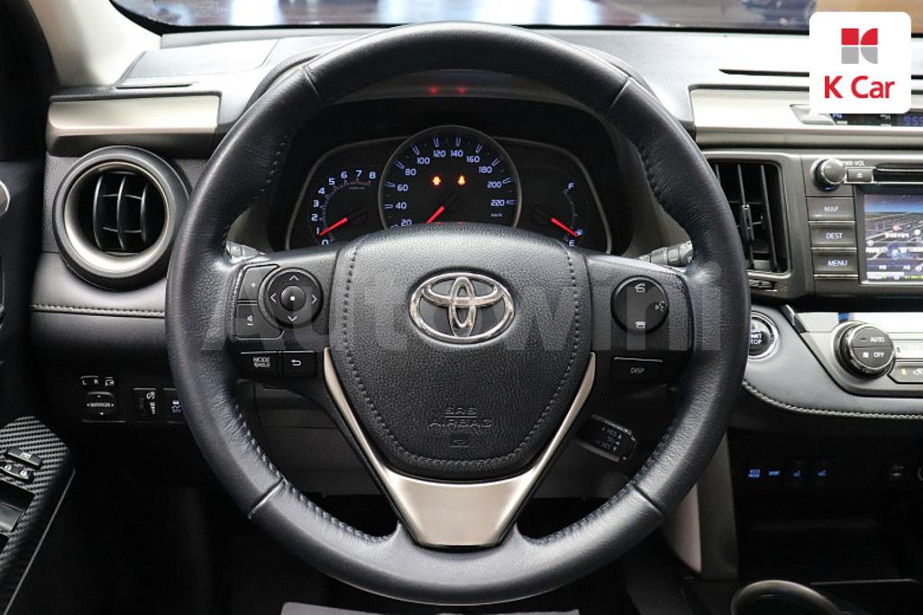 2015 TOYOTA RAV4 2.5 4WD - 7