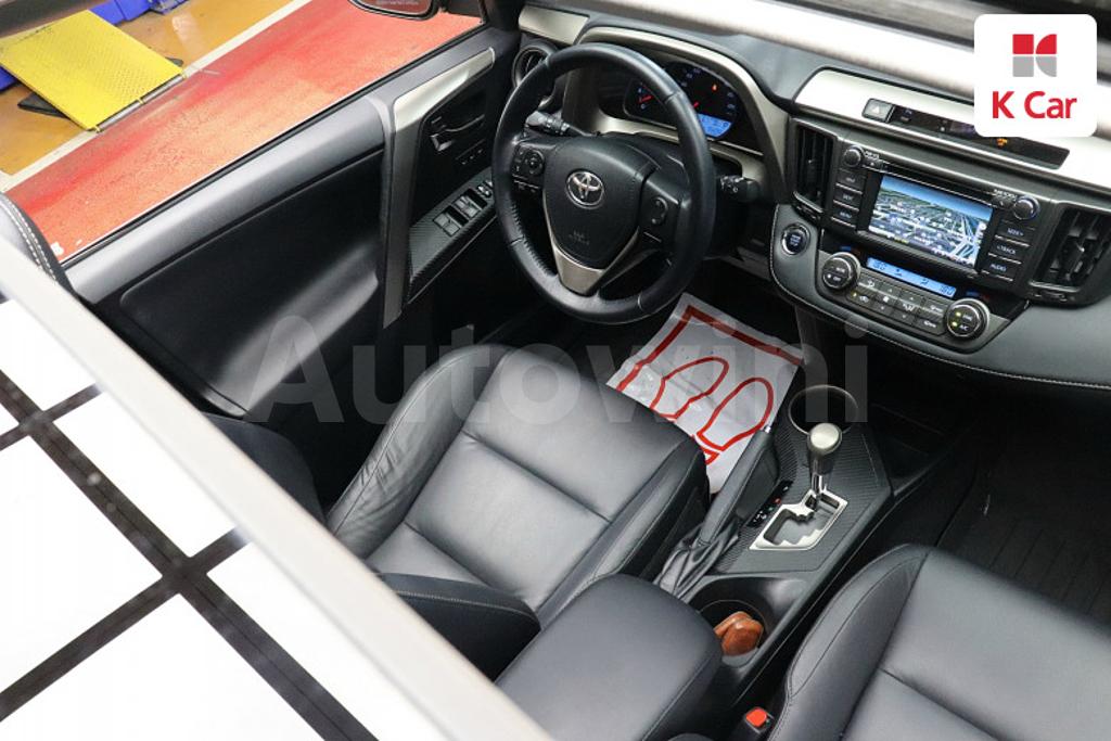 2015 TOYOTA RAV4 2.5 4WD - 18