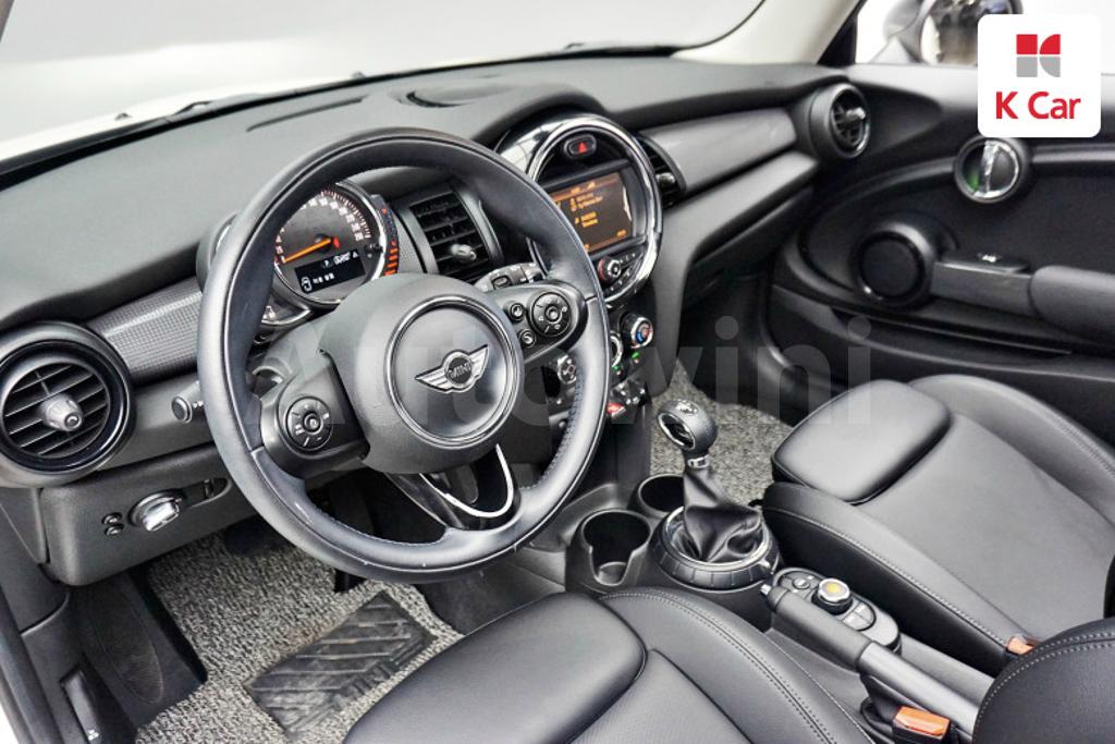 2017 MINI COOPER D MID - 12