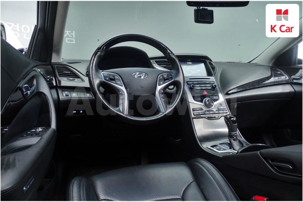 2016 HYUNDAI GRANDEUR HG AZERA PREMIUM - 11