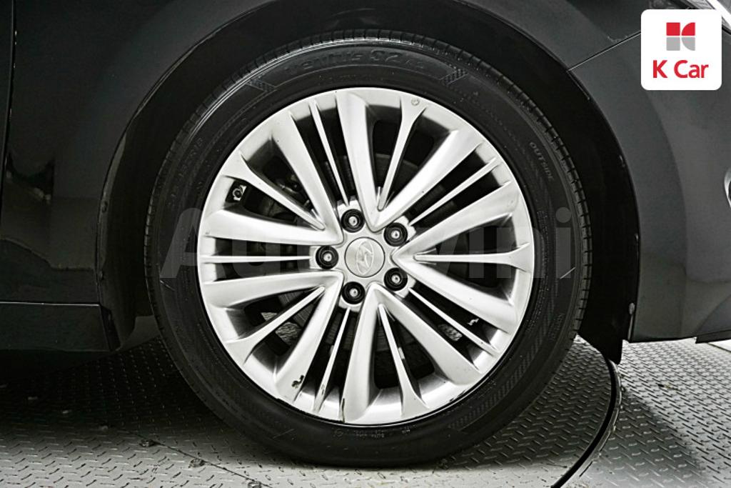 KMHFM411BGA012061 2016 HYUNDAI ASLAN G300 EXCLUSIVE-4