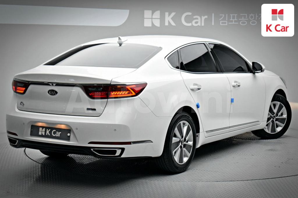 KNALA41GBHA005190 2017 KIA  K7 HYBRID CADENZA PRESTIGE-1