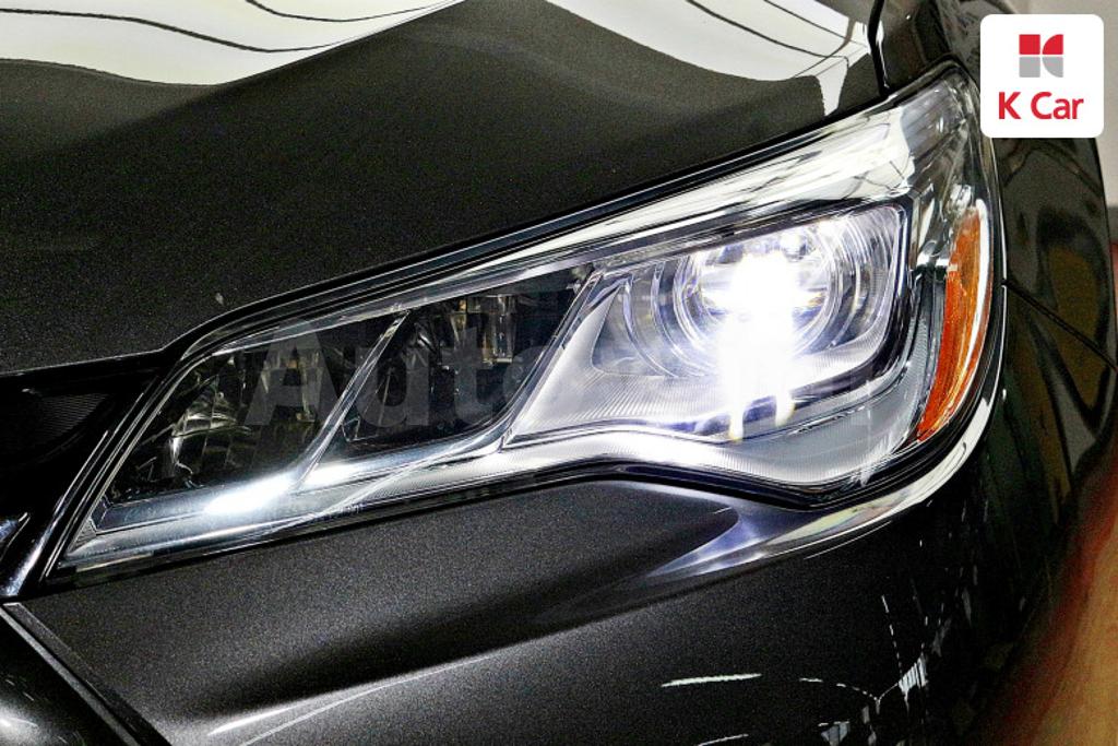 2016 TOYOTA  CAMRY 2.5 XLE - 15