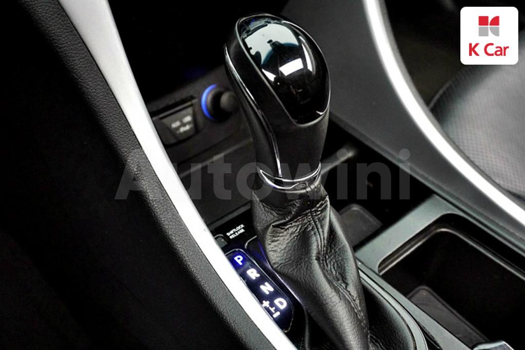 2012 HYUNDAI SONATA HYBRID 2.0 - 10