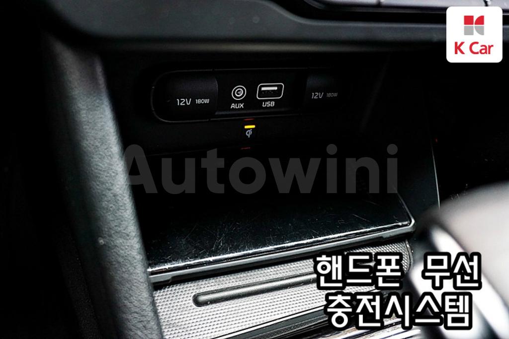 2017 KIA NIRO PRESTIGE - 9