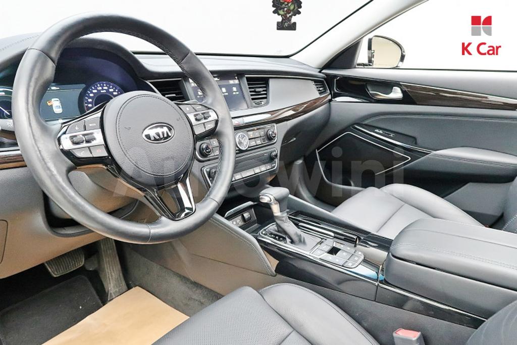 KNALA41GBHA005865 2017 KIA  K7 HYBRID CADENZA PRESTIGE-5