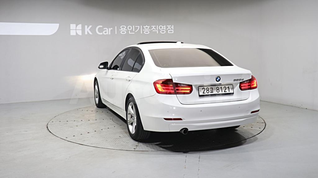 2015 BMW 3 SERIES F30  320D - 8