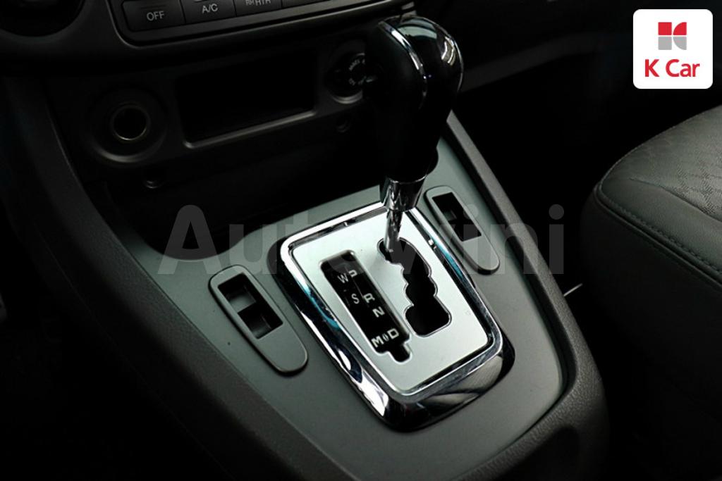2016 SSANGYONG KORANDO TURISMO 4WD TX 9 SEATS - 9