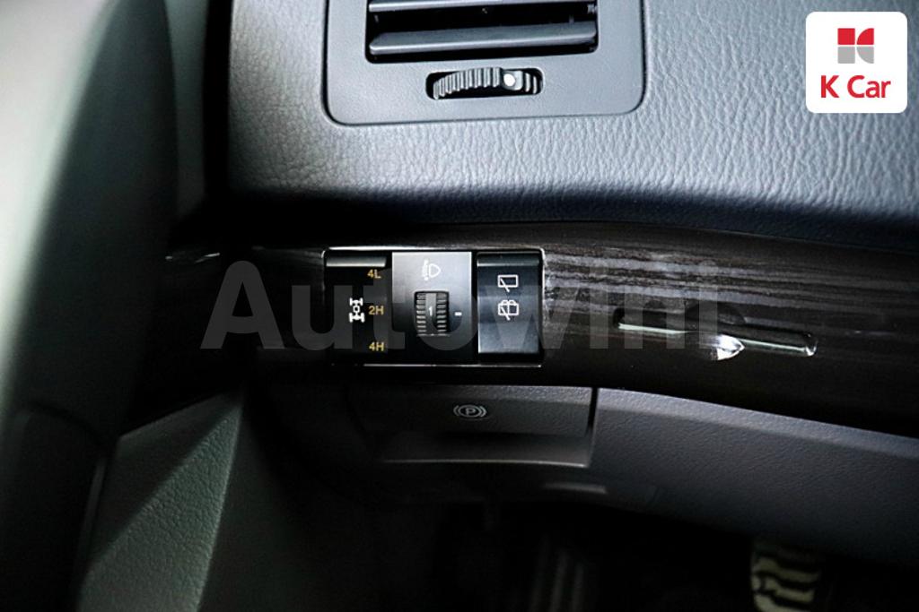 2016 SSANGYONG KORANDO TURISMO 4WD TX 9 SEATS - 12